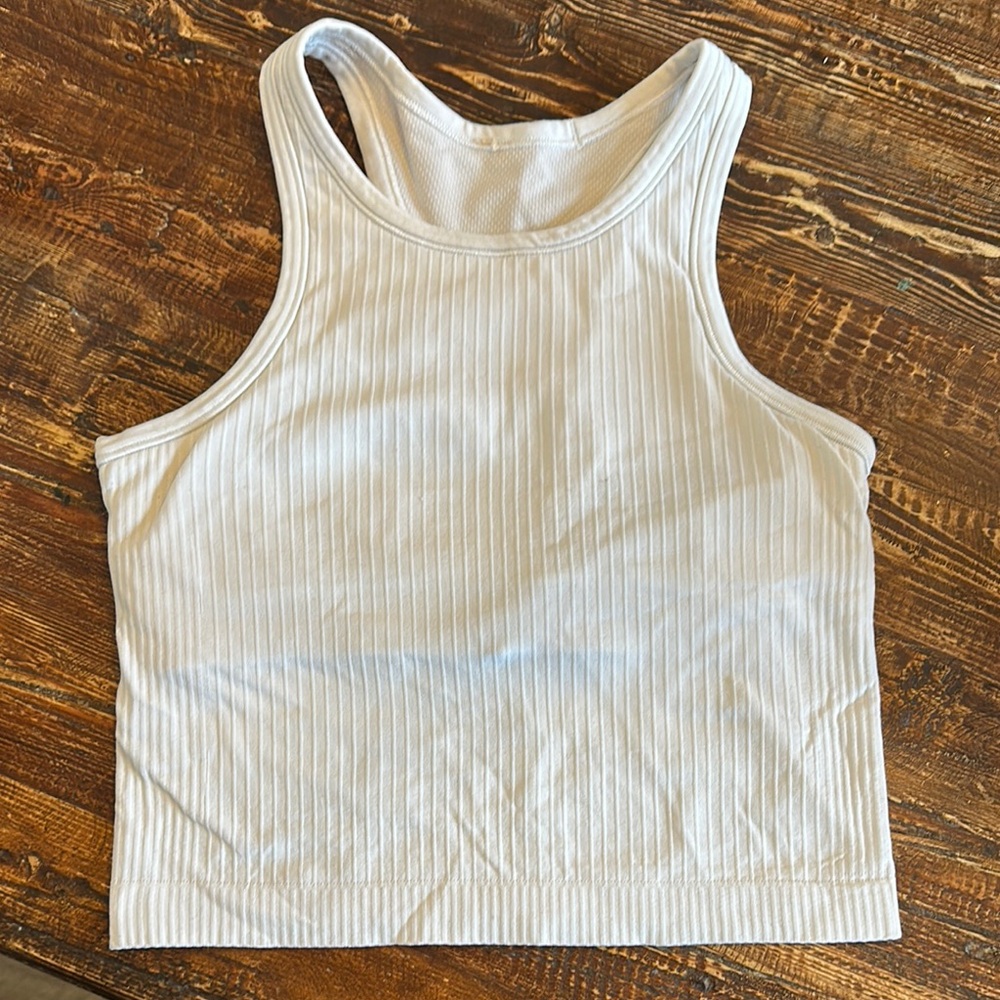 Lululemon Ebb to Street Racerback Cropped Tank in White size 4